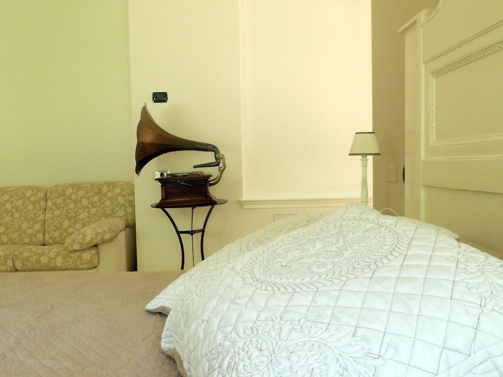 Bed and Breakfast Garda & Golf Caprino Veronese Zimmer foto