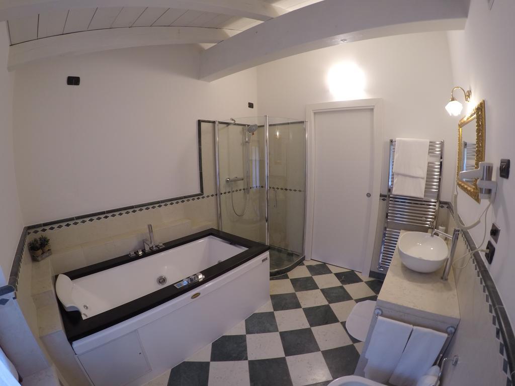 Bed and Breakfast Garda & Golf Caprino Veronese Zimmer foto