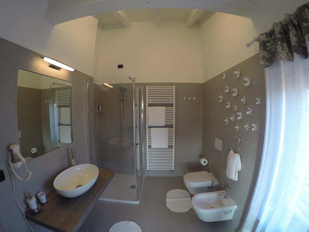 Bed and Breakfast Garda & Golf Caprino Veronese Zimmer foto