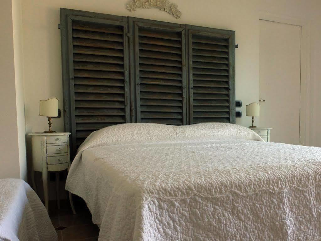 Bed and Breakfast Garda & Golf Caprino Veronese Exterior foto