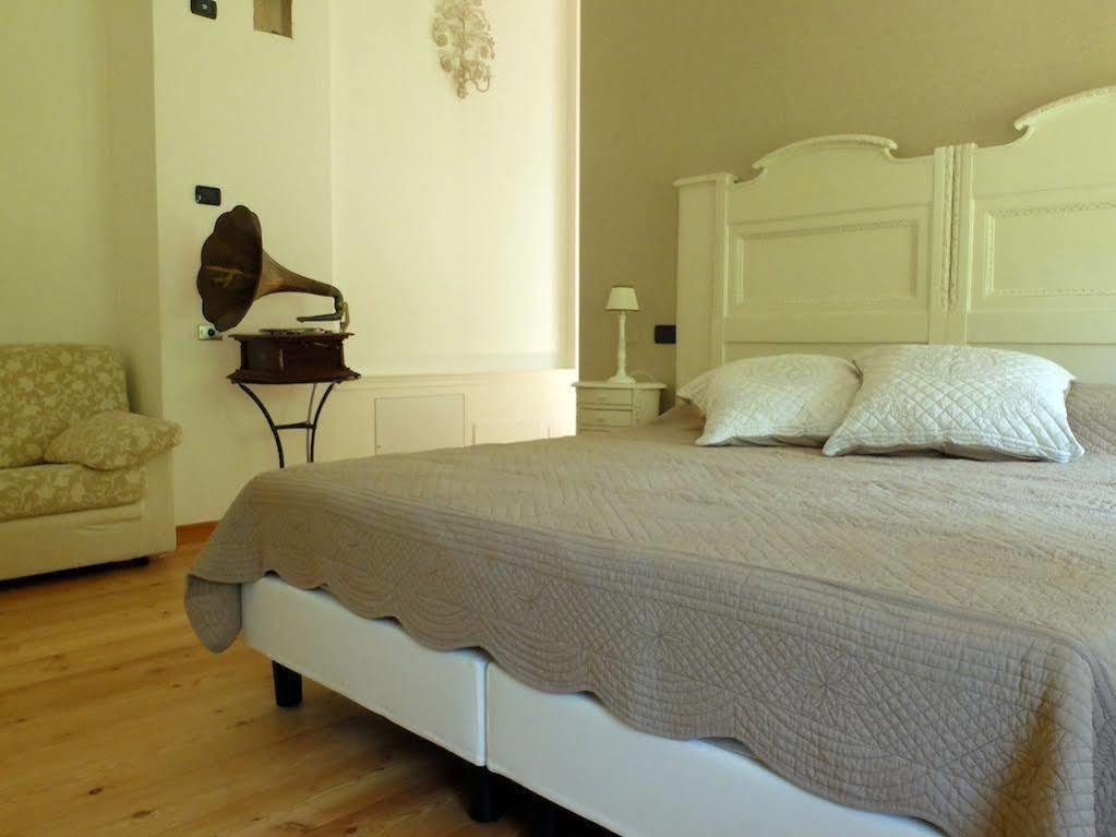 Bed and Breakfast Garda & Golf Caprino Veronese Exterior foto